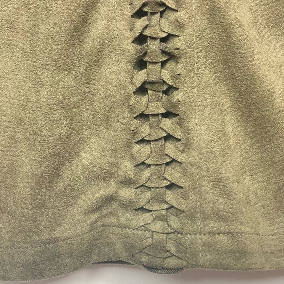 LOVE RICHE Vegan Suede Western Shift Dress with Pockets in Moss Green - Size S - Picture 4 of 10